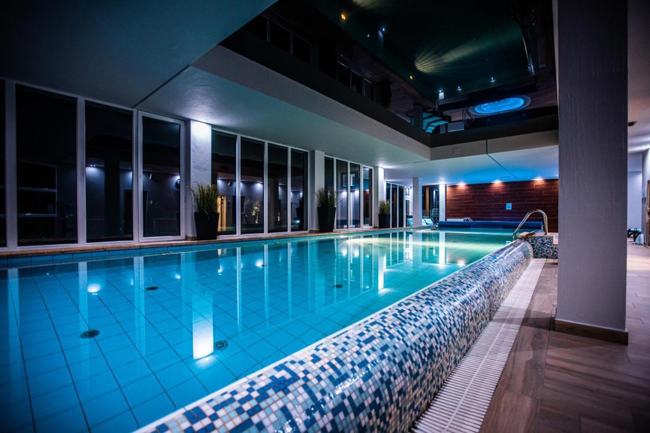 Hotel Moran & Spa Powidz  Esterno foto